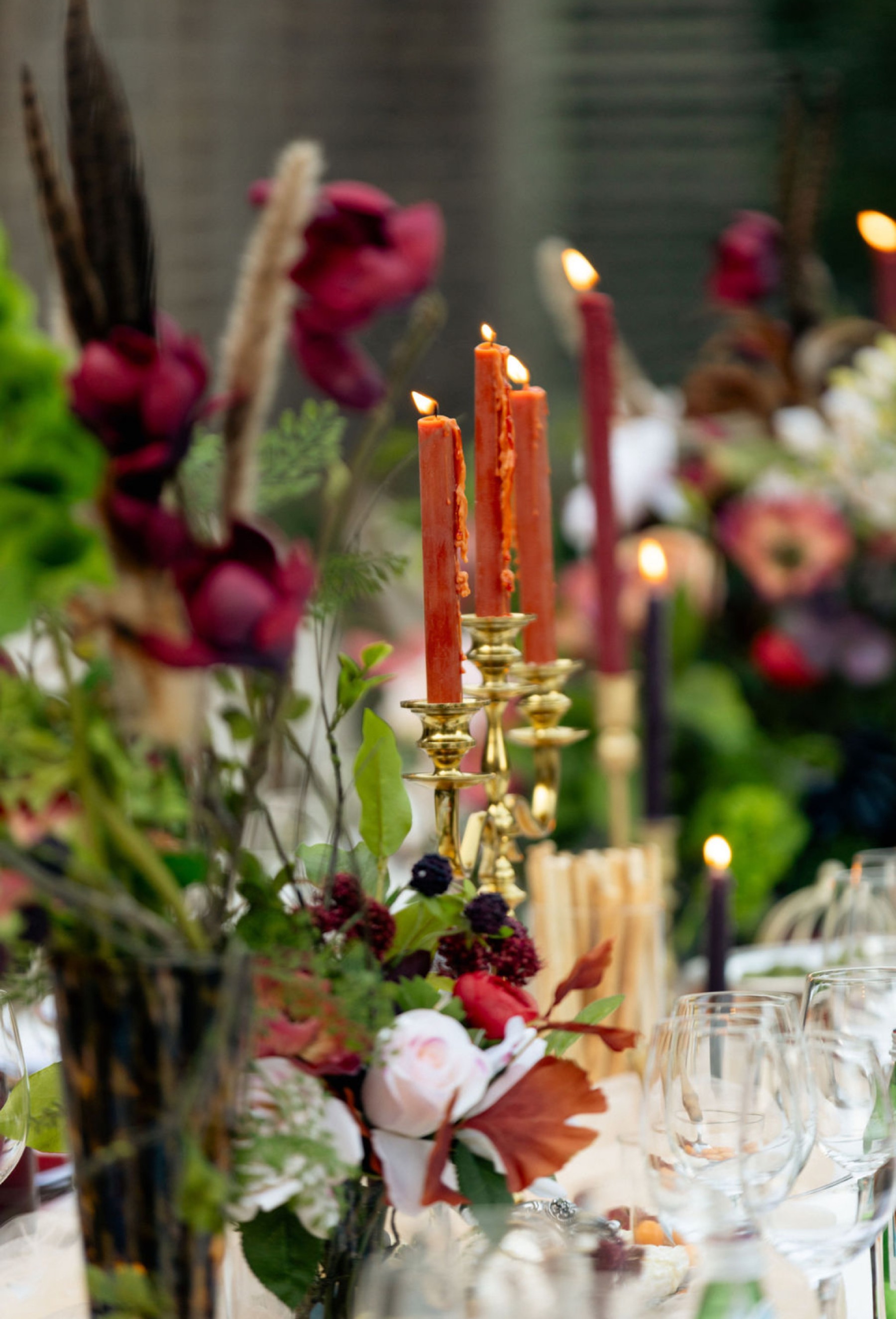 Candlelight and florals at dusk